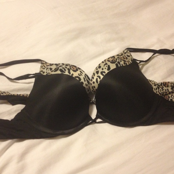 Leopard bra still available, black bra was traded