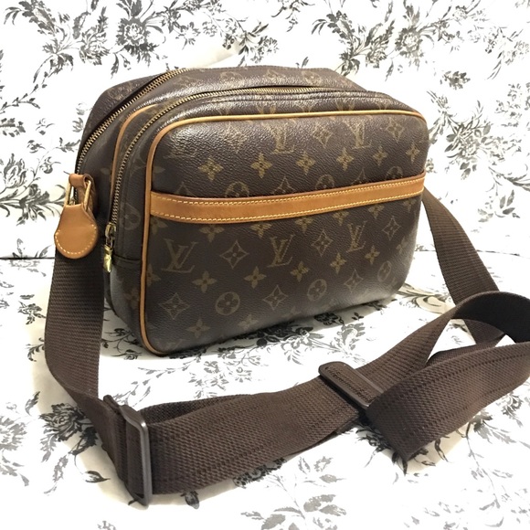 Louis Vuitton Handbags - 🔴SOLD🔴Authentic Louis Vuitton Reporter PM