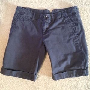 Gap Bermudas