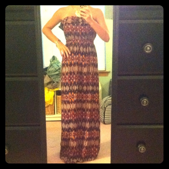 Tribal Maxi Dress - Picture 1 of 3