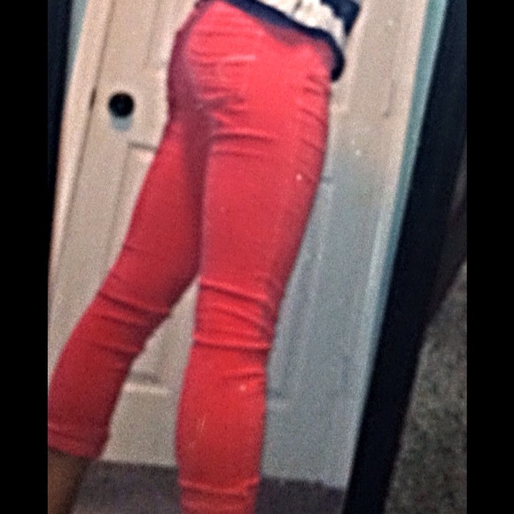 Pink corduroy American Eagle skinny jeans