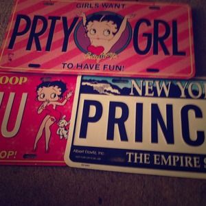 LICENSE Plate Wall Decor!