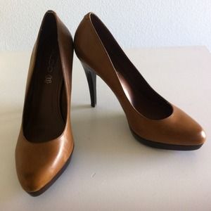 Aldo Peanut Butter Pumps