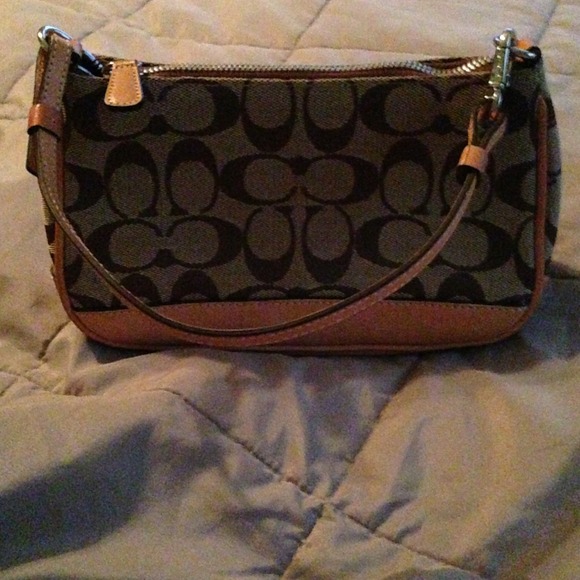 💥FLASH SALE💥Coach Purse - Picture 2 of 2