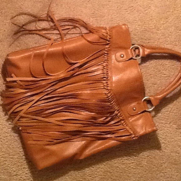 Tan tasseled purse - Picture 2 of 2