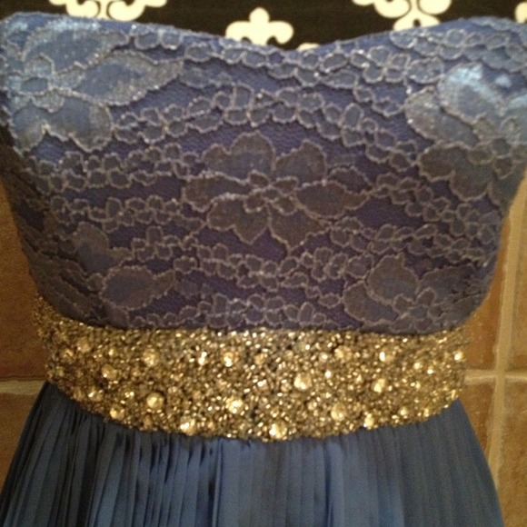 Half laced and rhinestone periwinkle dress - Picture 2 of 4