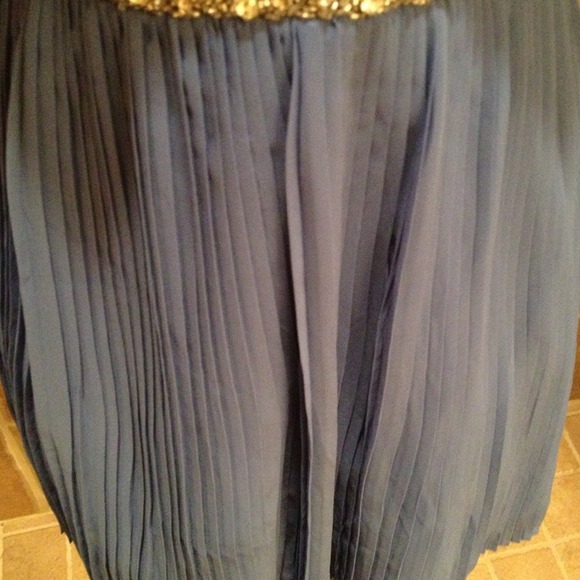 Half laced and rhinestone periwinkle dress - Picture 3 of 4