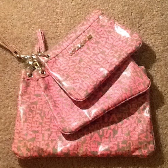 VS cosmetic bags - Picture 2 of 3