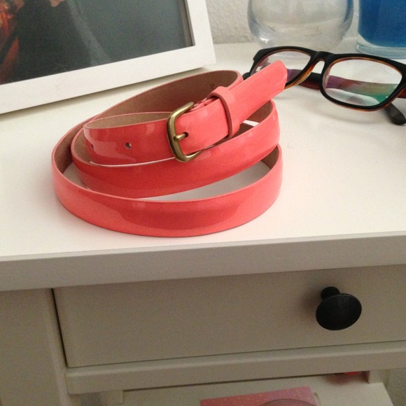 J crew coral patent thin belt