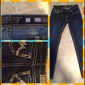 SOLD!! Miss Me jeans