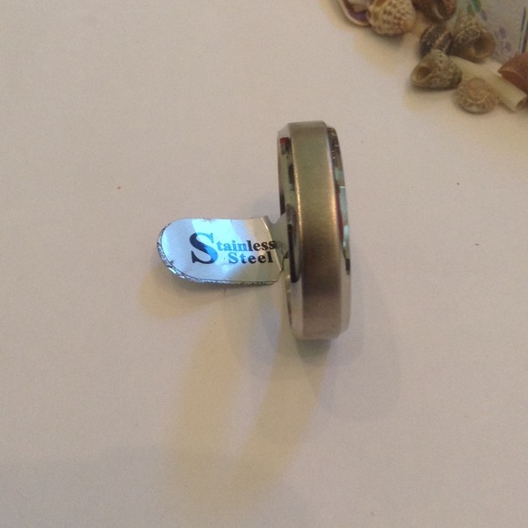 🆕Stainless Steel Ring.😄💋👠🌹😍💙. Unisex - Picture 2 of 2