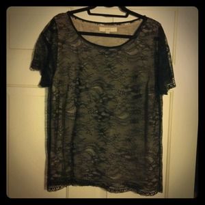 🌟REDUCED!🌟 NWOT Black & Nude Lace Blouse