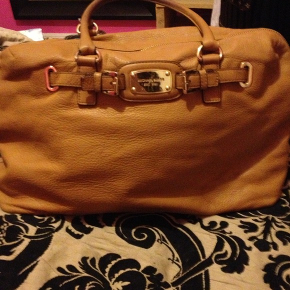 Michael kors leather tote!