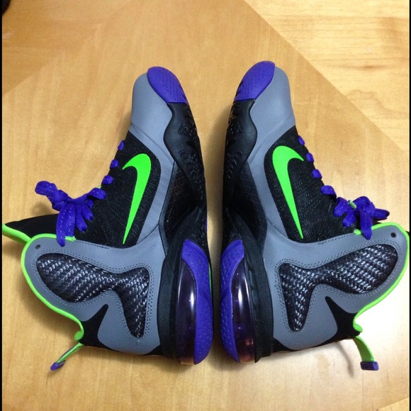 🔴SOLD🔴. Nike Lebron 9 (GS), 4.5Y Paypal $75 - Picture 4 of 4