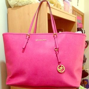 🚫RESERVED!🚫 for ms. @stacyc77