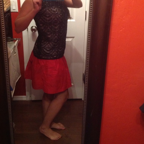 Red Express Mini Skirt - Picture 3 of 4