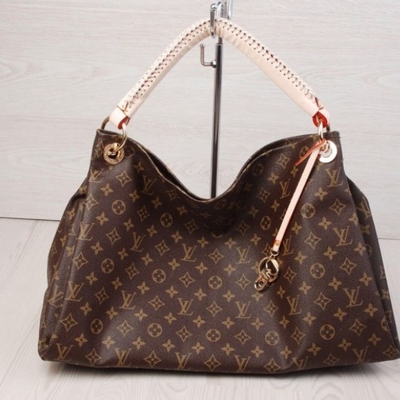 Louis Vuitton artsy