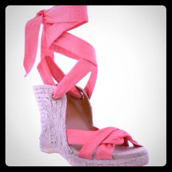 Hot pink wedges