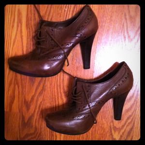 Oxford pumps🌟 RESERVED for @croo🌟💫