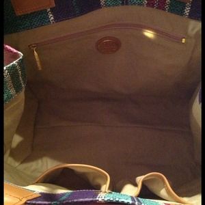 Tory Burch Bags - AUTHENTIC Tory Burch Large Elle Tote! Tory Burch Bags - AUTHENTIC Tory Burch Large Elle Tote!