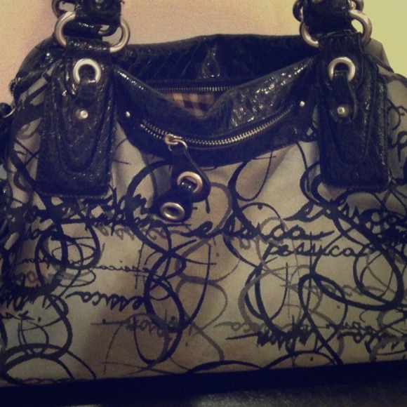 Jessica Simpson Black/Grey Logo Purse