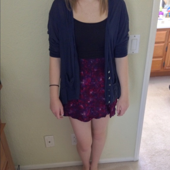 Worn a couple times, good condition(: