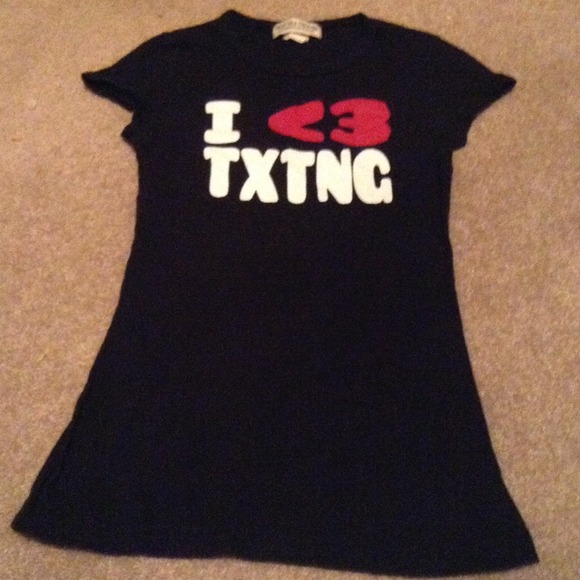 I <3 txtng graphic tshirt