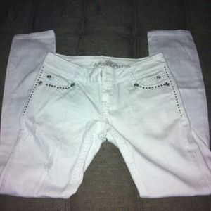 White skinny jeans. Size 9