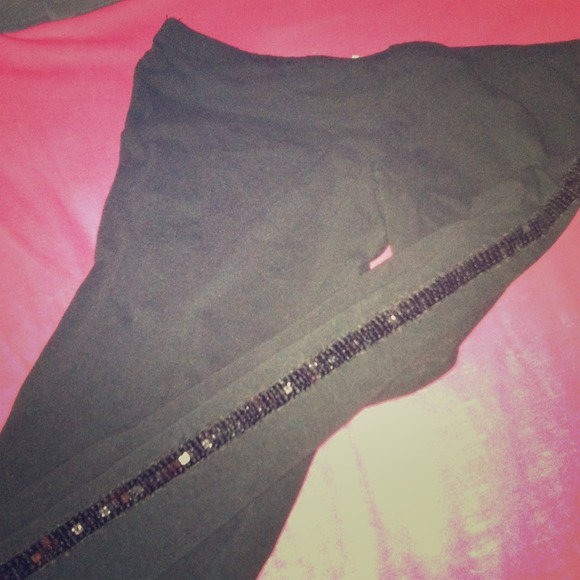 Black leggings