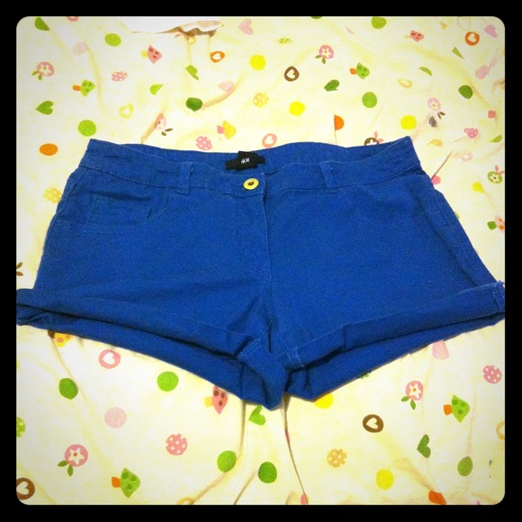 Super Cute H&M Blue Shorts