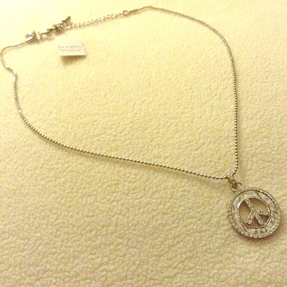 Lia Sophia silver necklace - Picture 1 of 2