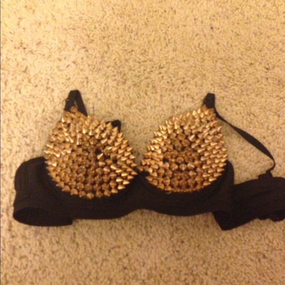 Spiked bra - Picture 3 of 4