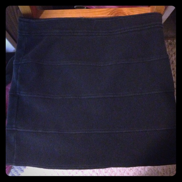Zip up Black Pencil Skirt