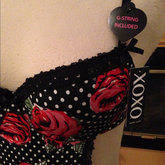 SALE NWT SEXY lingerie with g-string - Picture 3 of 3