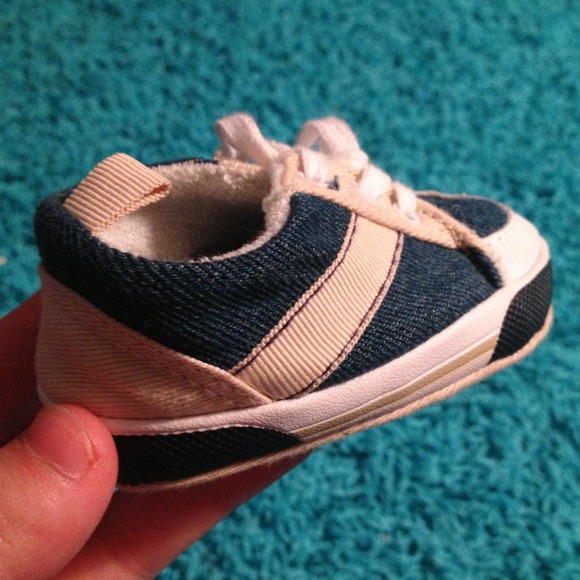 Brand new shoes! - Picture 3 of 3