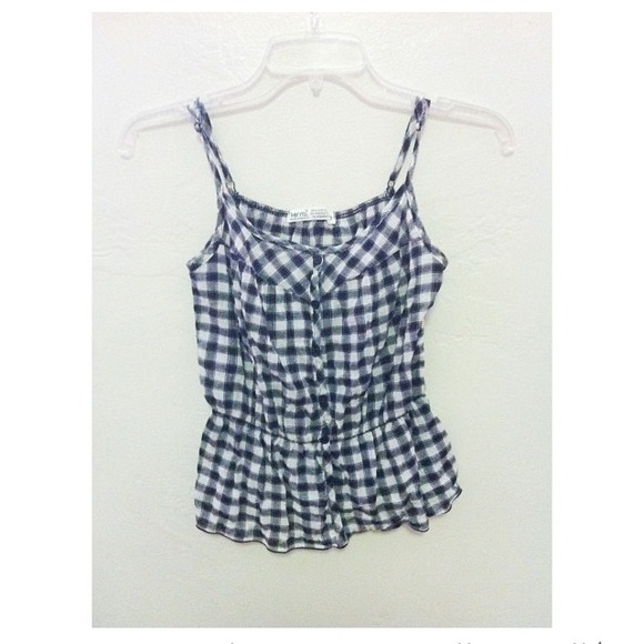 Checkered top
