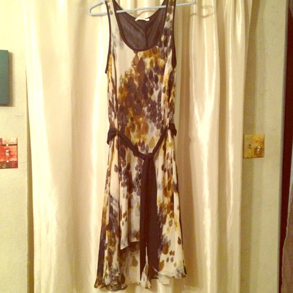 Hi-lo dress