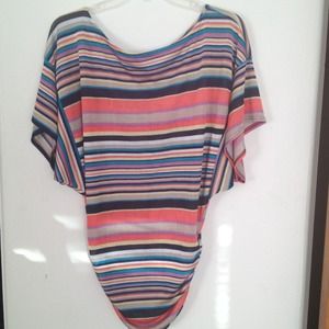 ***SOLD IN BUNDLE***Tunic