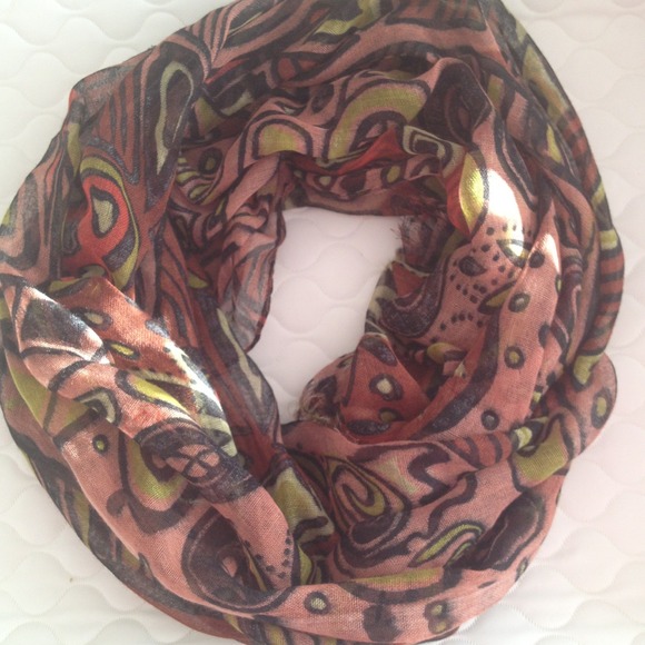 ****SOLD IN BUNDLE****Scarf