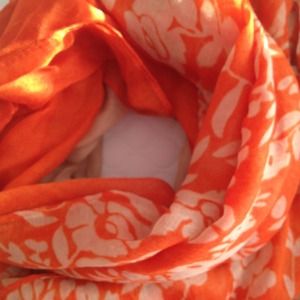 ***SOLD IN BUNDLE***Scarf