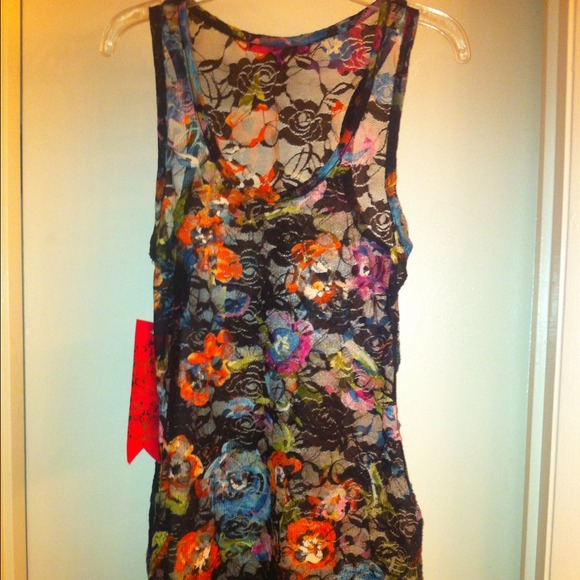 Great summer lace tank!