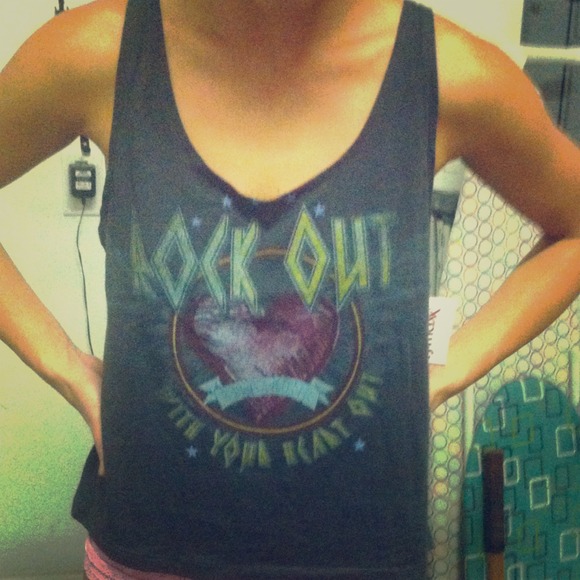 SOLD*** Billabong crop top