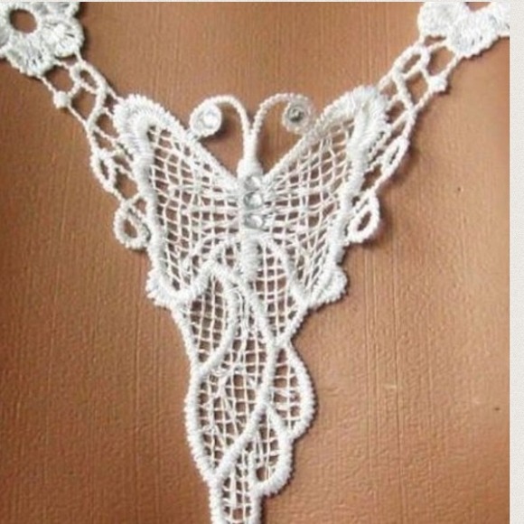 HOST PICK 🌻CROCHET RHINESTONE BUTTERFLY BRA STRAP - Picture 4 of 4