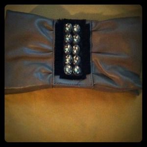 Vera wang clutch TAKE AN ADDITIONAL 50% OFF!!