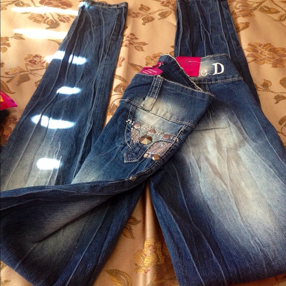 jeans bundle brand new size 3/4 but fit 0-1 size - Picture 4 of 4