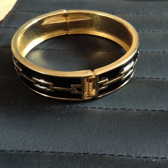 Bangle - Picture 2 of 3
