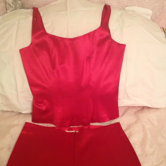 **REDUCED** Corset top w/ matching pants - Picture 1 of 3
