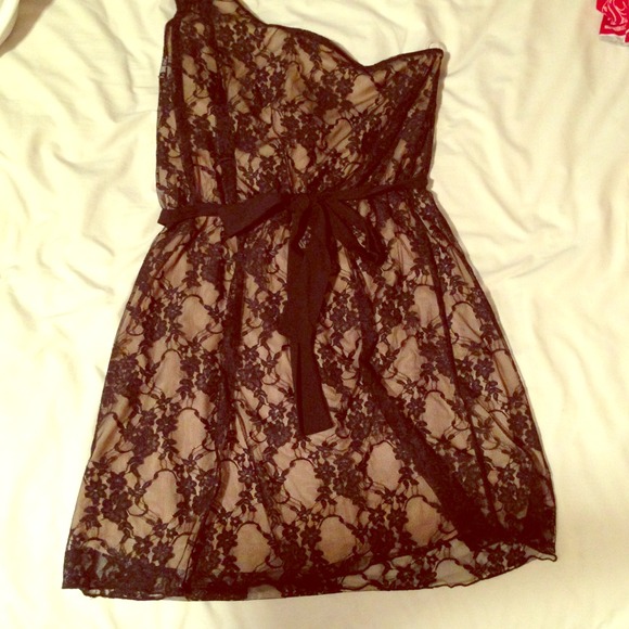 Lace One Shoulder