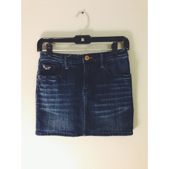 ❌SOLD❌Dark wash denim skirt