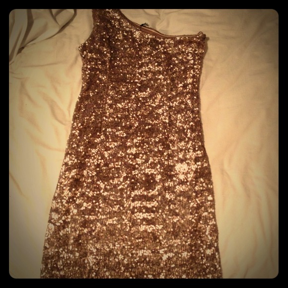 One shoulder sparkle dress